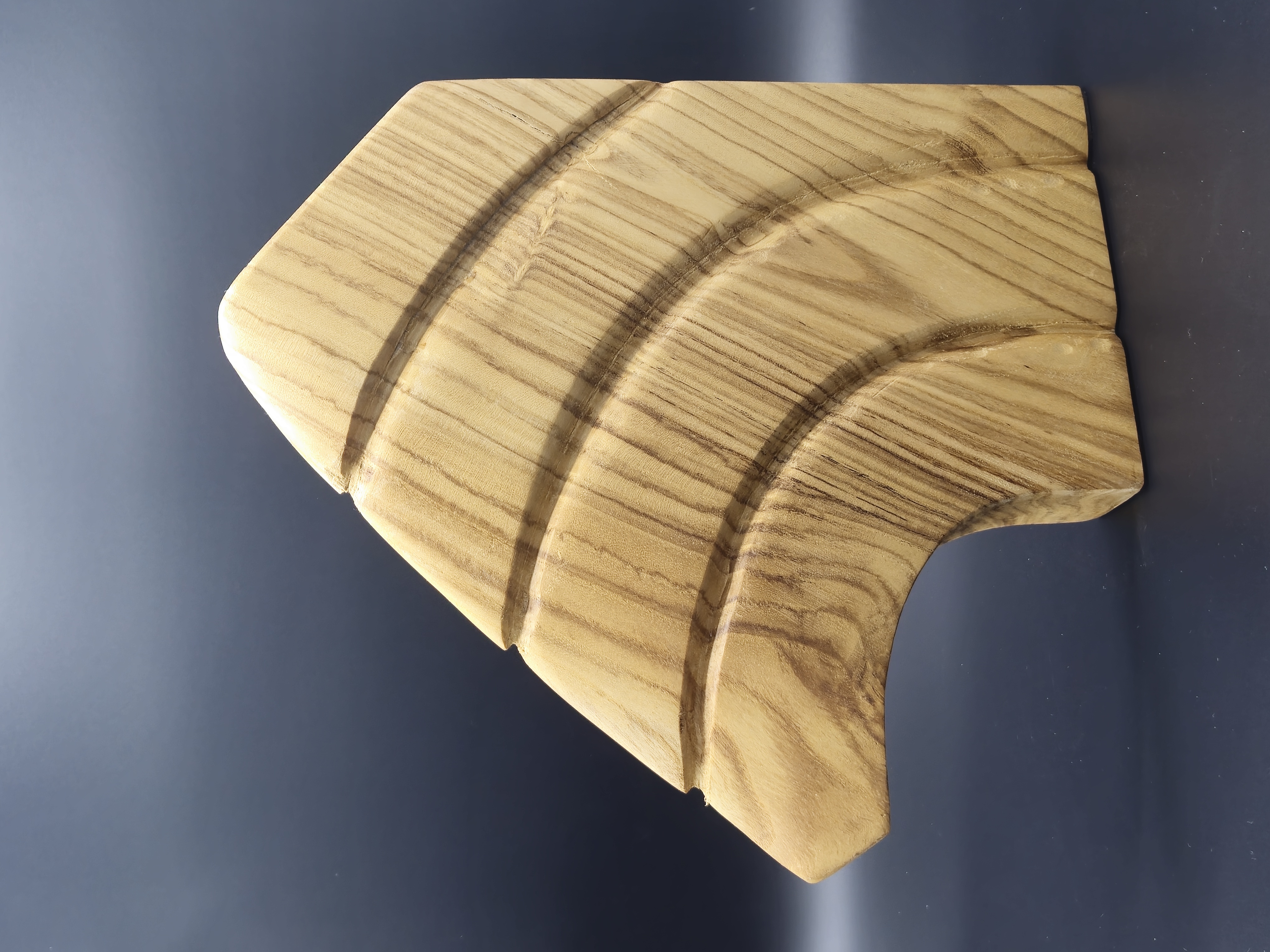 KUNSTWERK HOUT MAANHOUT
