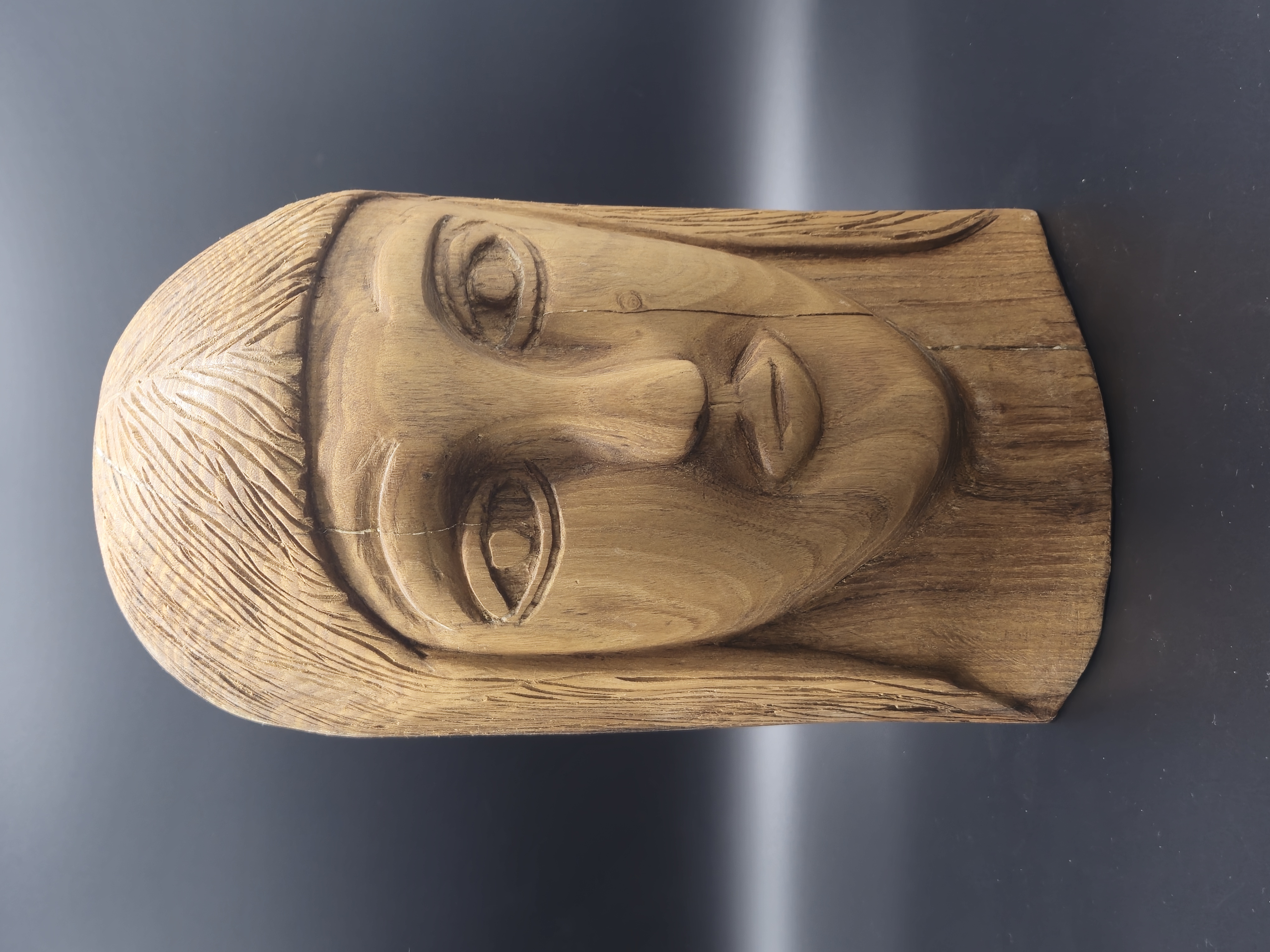 KUNSTWERK HOUT, HOOFD